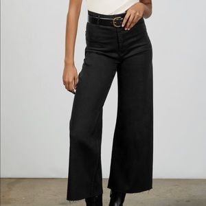 Zara The Marine Straight Black Sz 4